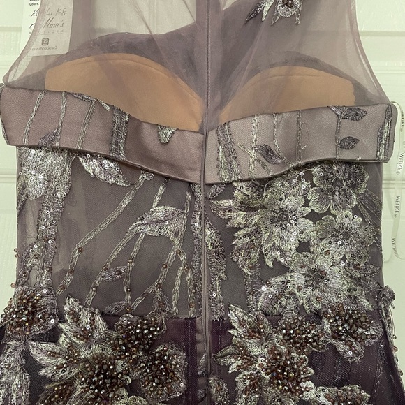 Absolutely gorgeous breathtaking evening embellished gown! - Picture 8 of 12